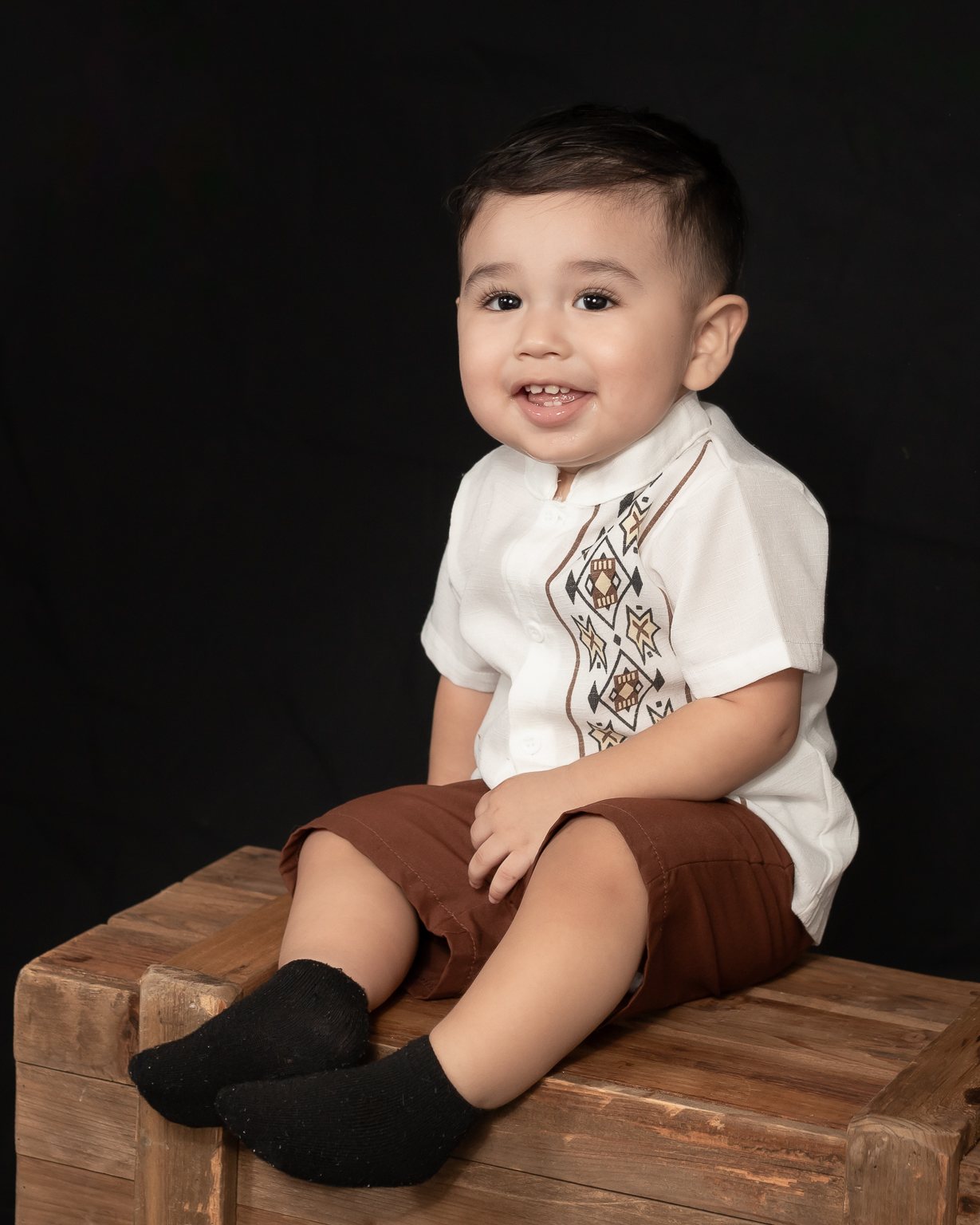 Sammy birthday portrait by Pak Studios in Arizona birthday portrait session