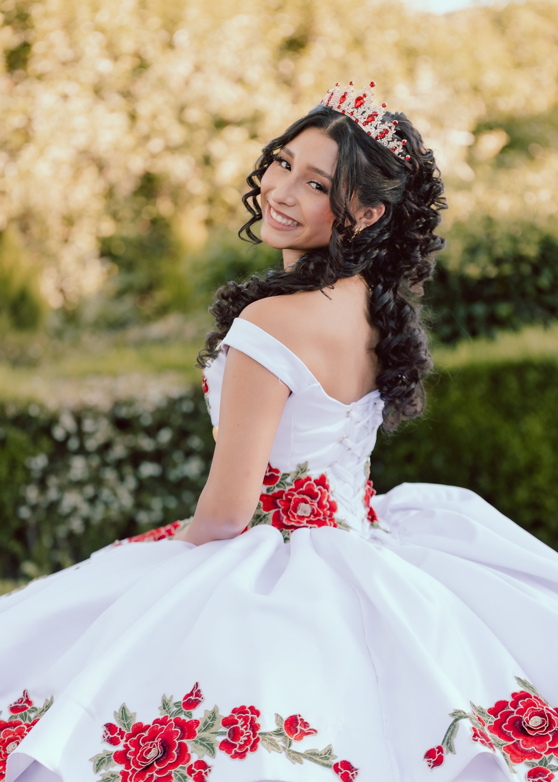 Luxury quinceanera portrait in Phoenix Arizona by Pak Studios